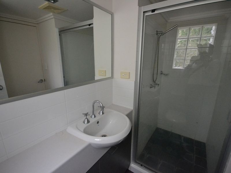 3/77 Douglas Street, Greenslopes QLD 4120