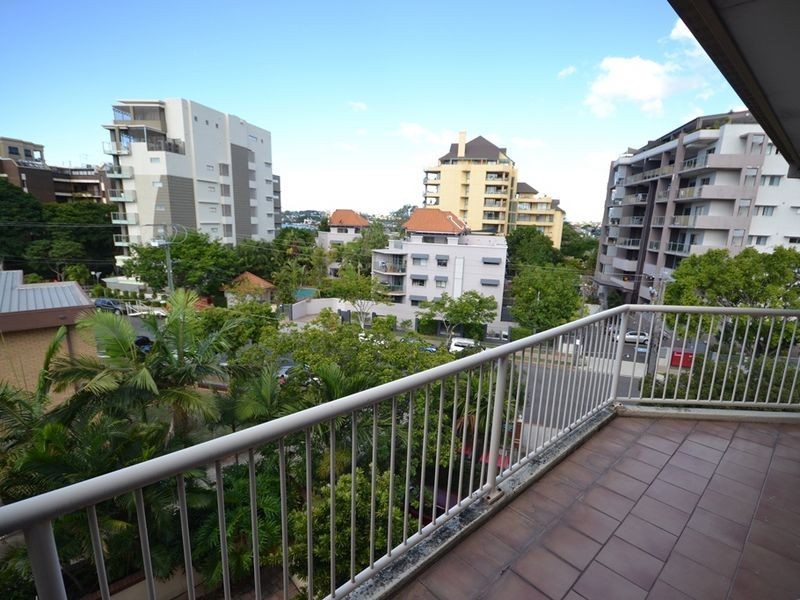 19/234 Shafston Avenue, Kangaroo Point QLD 4169