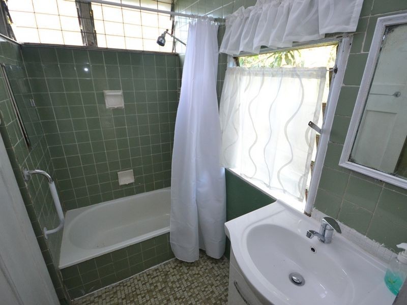 18 Atherton Street, Woolloongabba QLD 4102