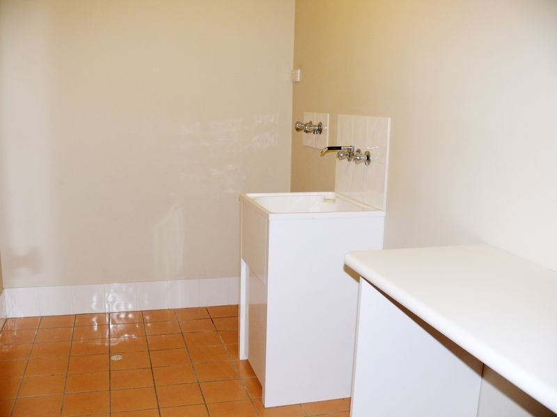 8/21 Eskgrove Street, East Brisbane QLD 4169