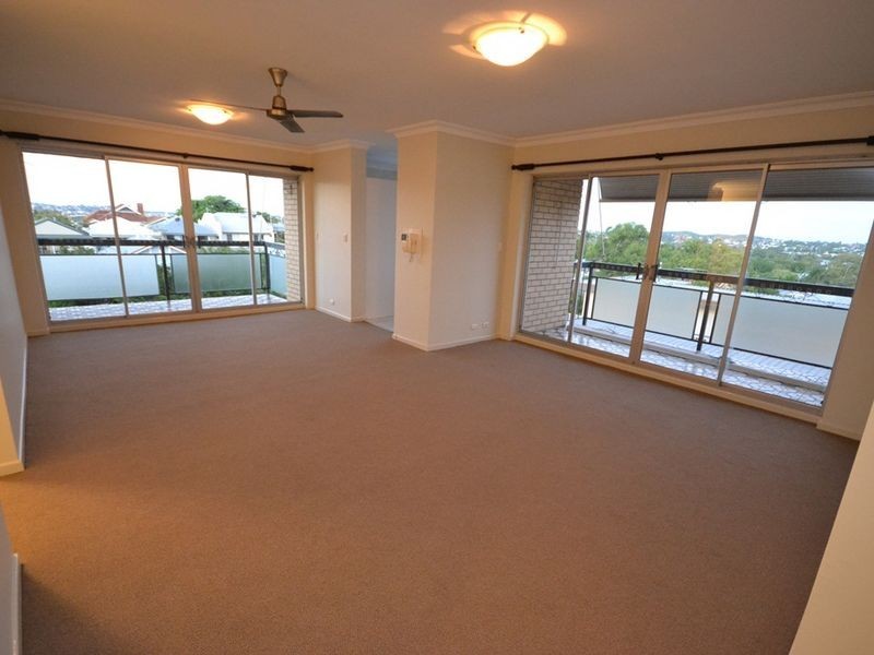 10/1 Lomond Terrace, East Brisbane QLD 4169