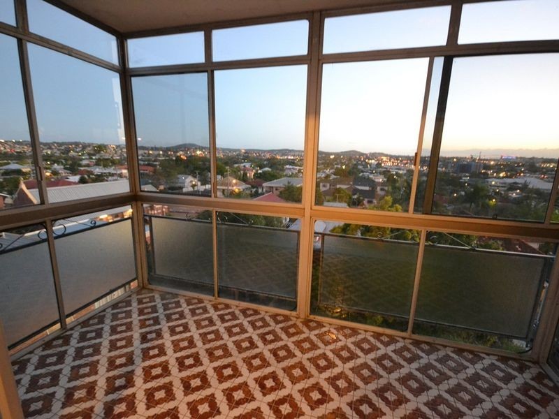 10/1 Lomond Terrace, East Brisbane QLD 4169