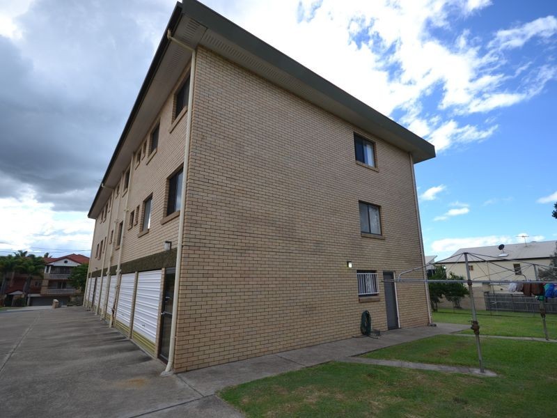 4/57 Kitchener Street, Coorparoo QLD 4151