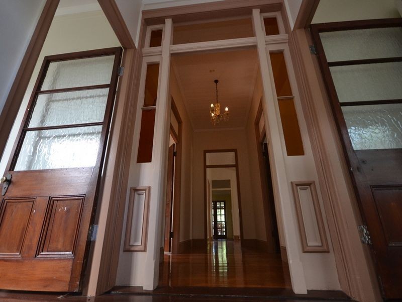 55 Latrobe Street, East Brisbane QLD 4169