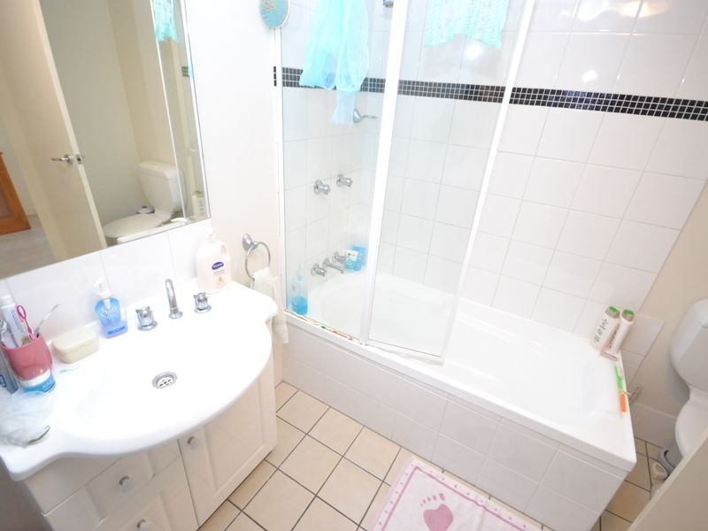 4/275 Shafston Aveneu,, Kangaroo Point QLD 4169