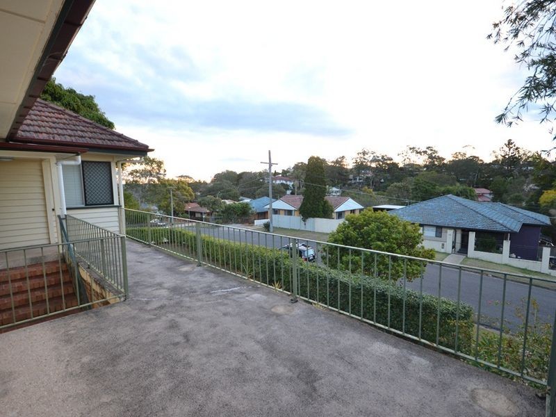 155 Harold Street, Holland Park QLD 4121