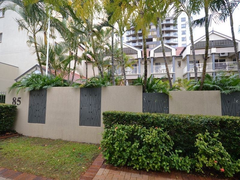 224/85 Deakin Street, Kangaroo Point QLD 4169