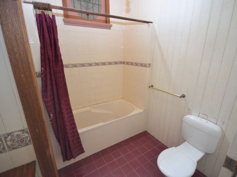 14 Fifth Avenue, Coorparoo QLD 4151