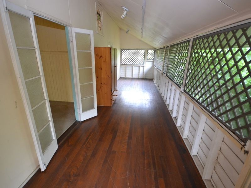 14 Fifth Avenue, Coorparoo QLD 4151