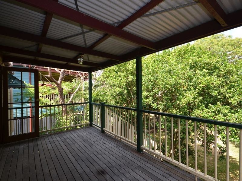 83 Longlands Street, East Brisbane QLD 4169