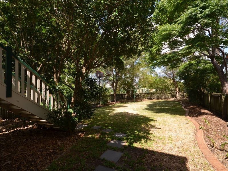 83 Longlands Street, East Brisbane QLD 4169