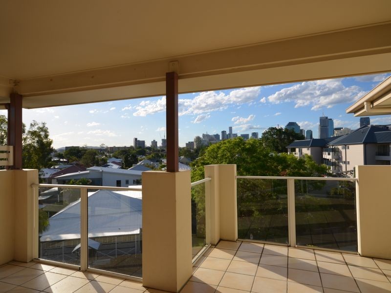 15/275 Shafston Avenue, Kangaroo Point QLD 4169