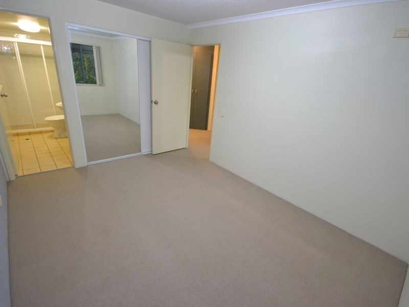 16/219 Wellington Road, Kangaroo Point QLD 4169