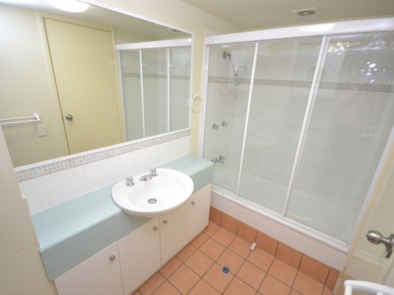 16/219 Wellington Road, Kangaroo Point QLD 4169
