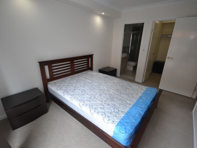 2/23 Potts Street, East Brisbane QLD 4169