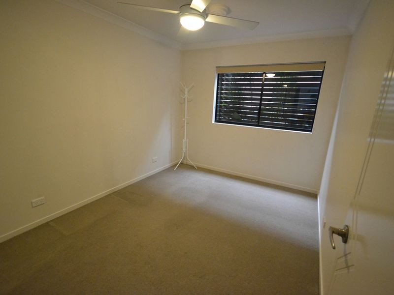 2/23 Potts Street, East Brisbane QLD 4169