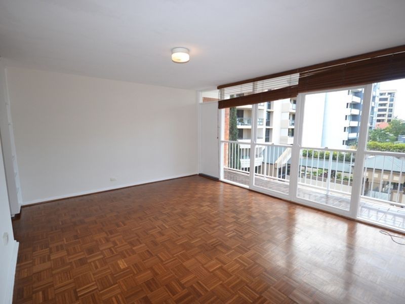 44/64 Thorn Street, Kangaroo Point QLD 4169