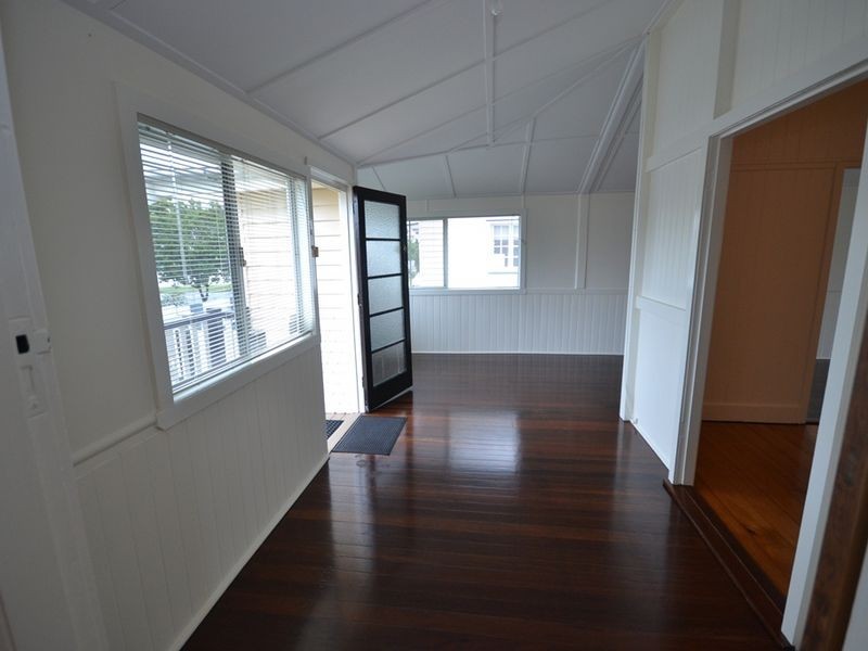 42 Orchard Street, Hawthorne QLD 4171