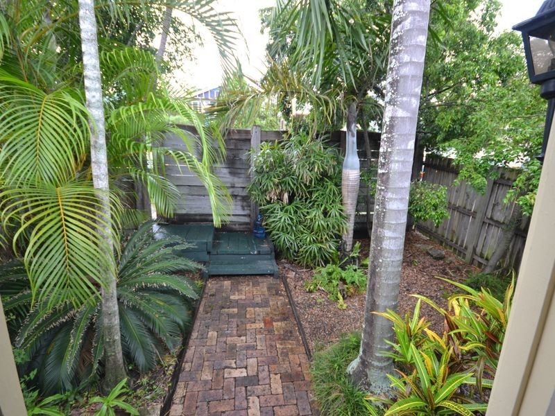 20 Elfin Street, East Brisbane QLD 4169