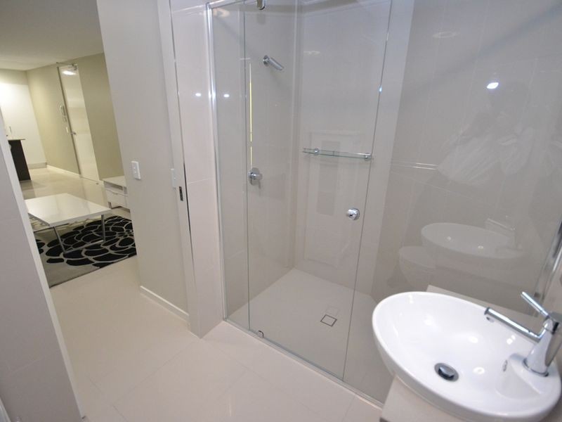 10/450 Main Street, Kangaroo Point QLD 4169