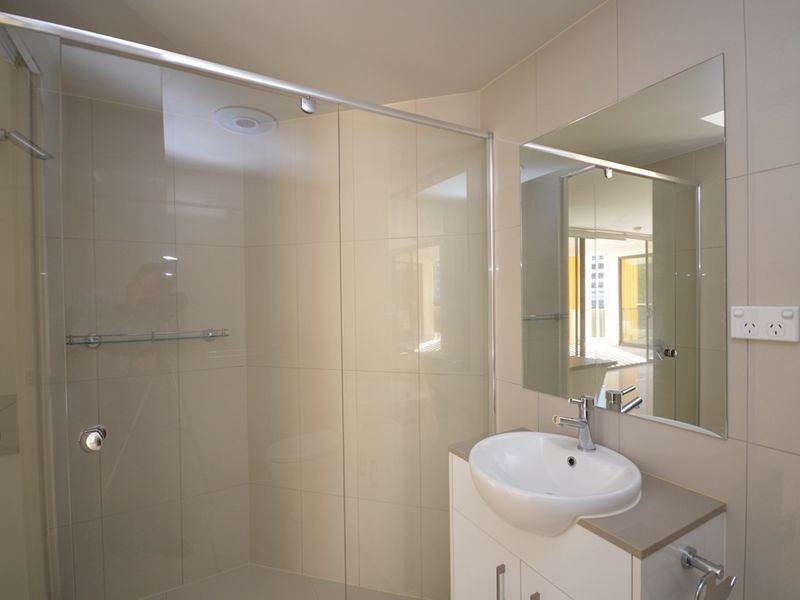 10/450 Main Street, Kangaroo Point QLD 4169