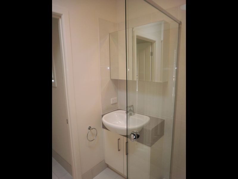 47 Bromley Street, Kangaroo Point QLD 4169