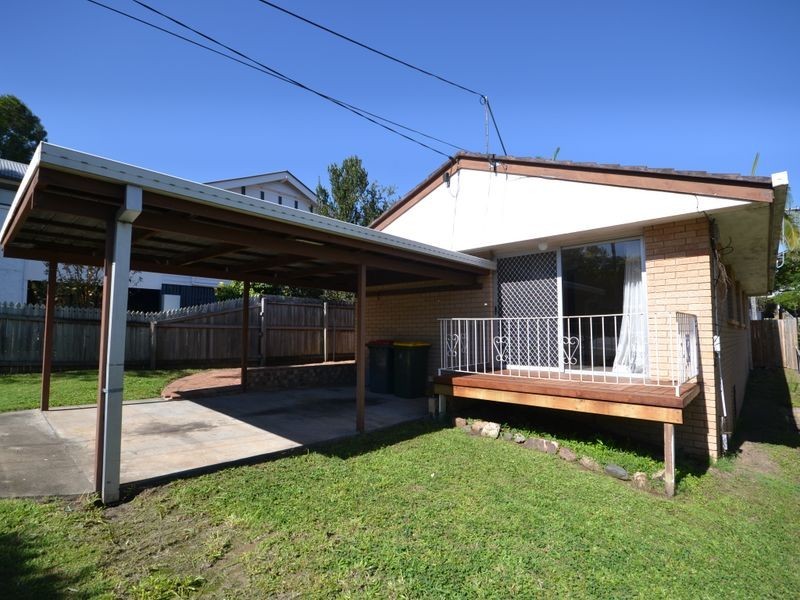 41 Macrossan Avenue, Norman Park QLD 4170