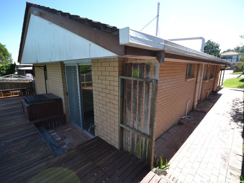 41 Macrossan Avenue, Norman Park QLD 4170