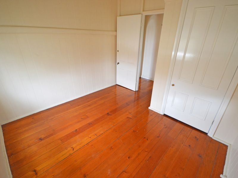 11 Rosina Street, Kangaroo Point QLD 4169