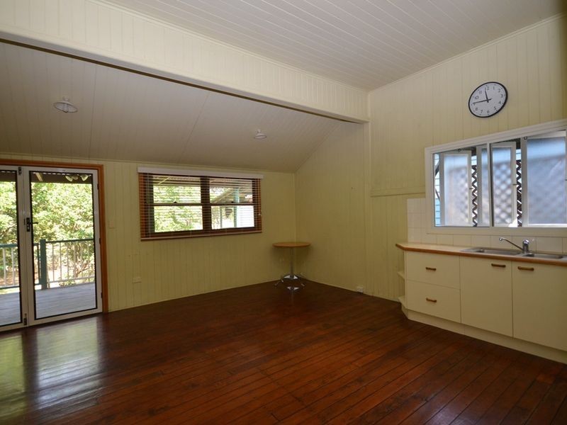 83 Longlands Street, East Brisbane QLD 4169