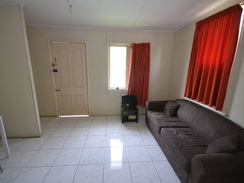 1/11 Duke Street, Annerley QLD 4103