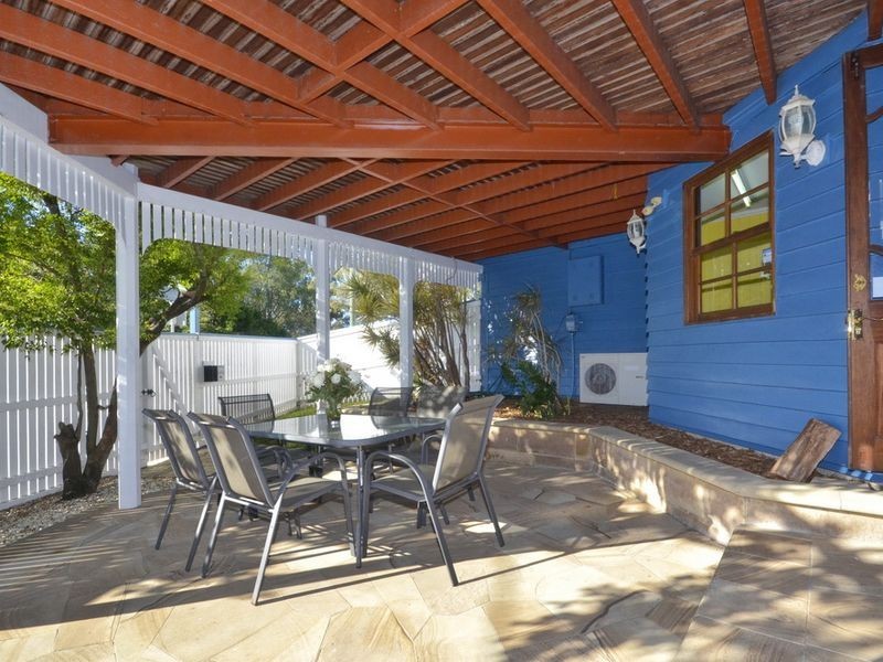 21 Hilton St, East Brisbane QLD 4169