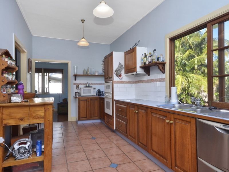 21 Hilton St, East Brisbane QLD 4169