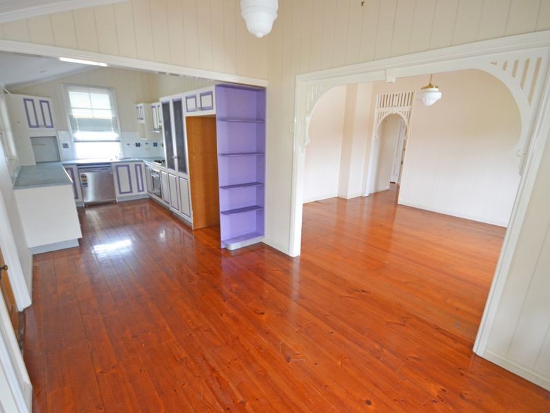 11 Rosina Street, Kangaroo Point QLD 4169