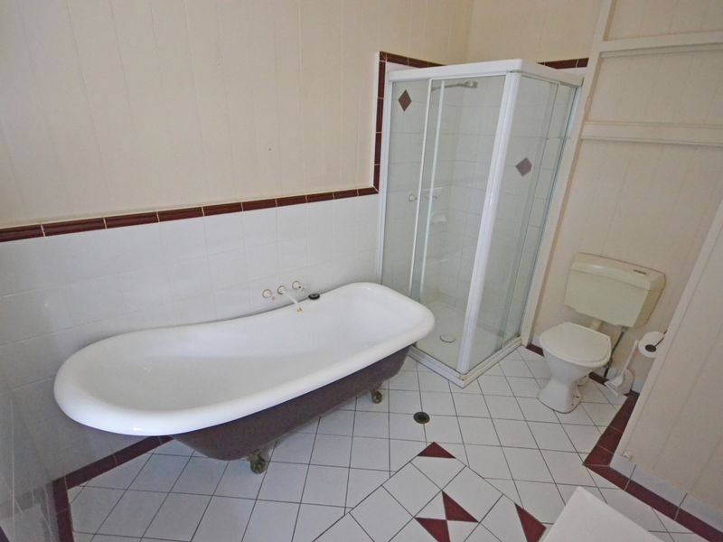 11 Rosina Street, Kangaroo Point QLD 4169