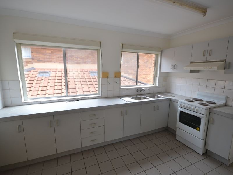 4/83 Baines Street, Kangaroo Point QLD 4169