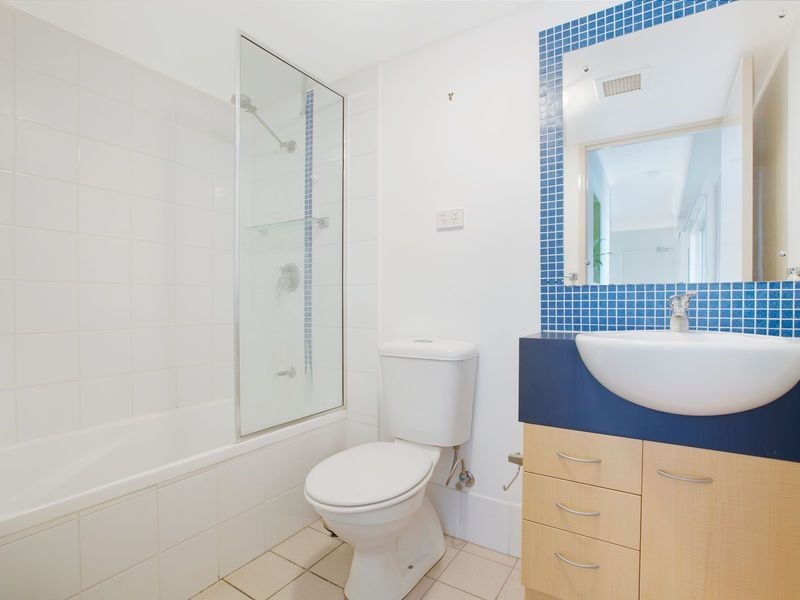 10/19 Thorn, Kangaroo Point QLD 4169