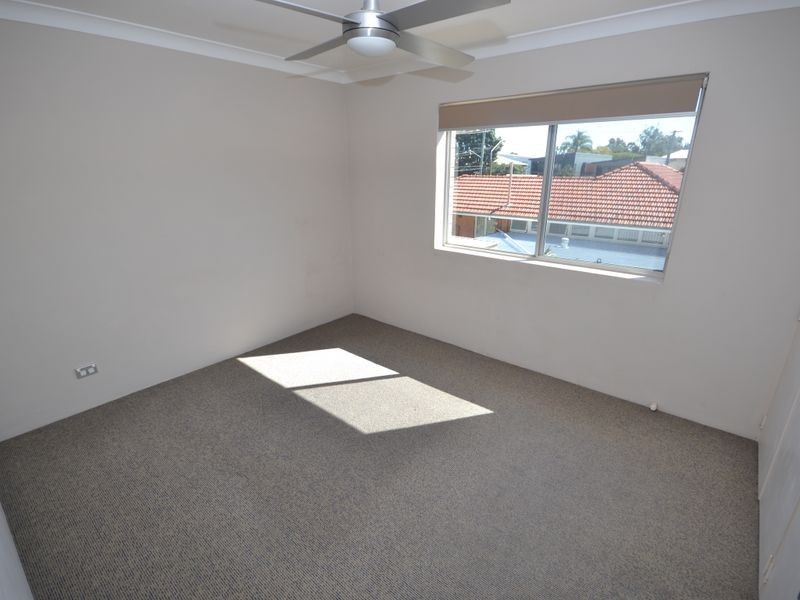 2/27 Thorpe St, Balmoral QLD 4171