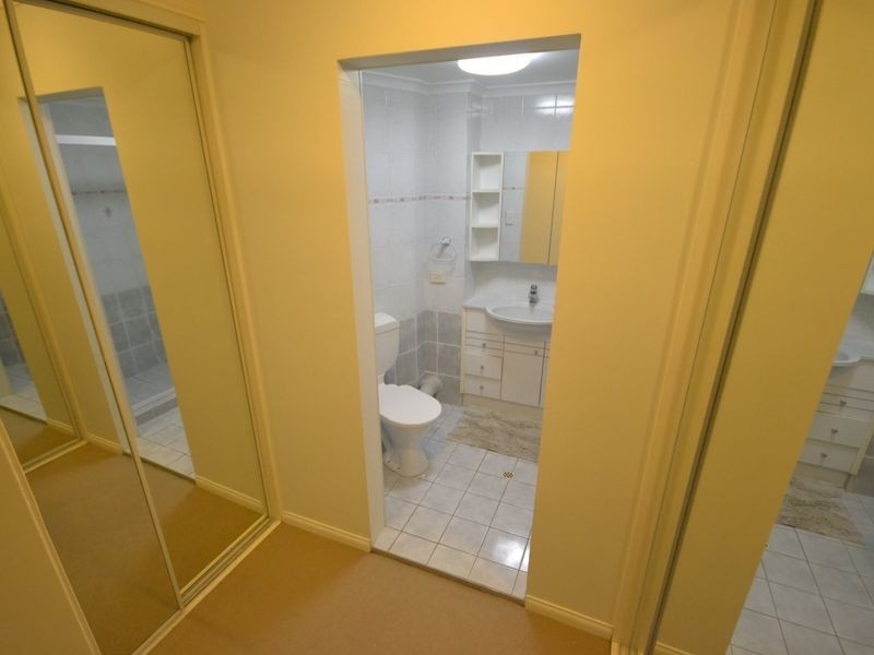 10/234 Shafston Avenue, Kangaroo Point QLD 4169