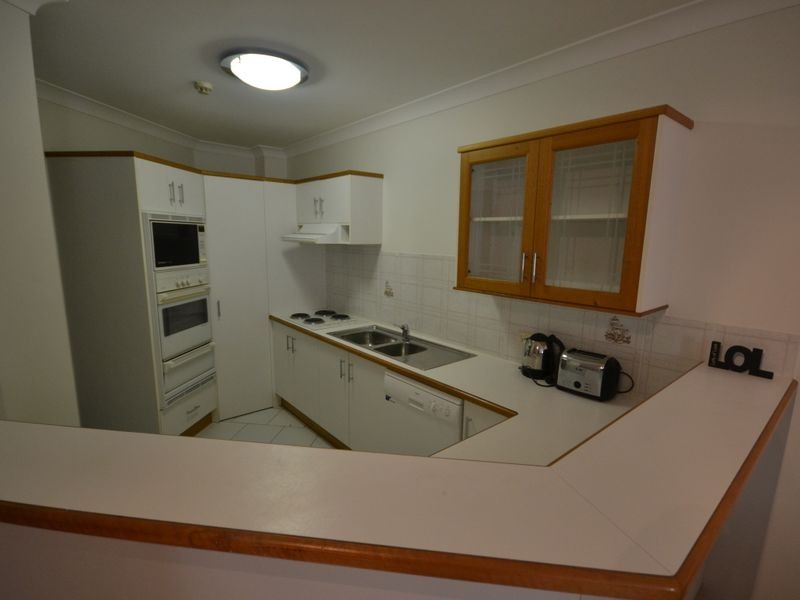 10/234 Shafston Avenue, Kangaroo Point QLD 4169