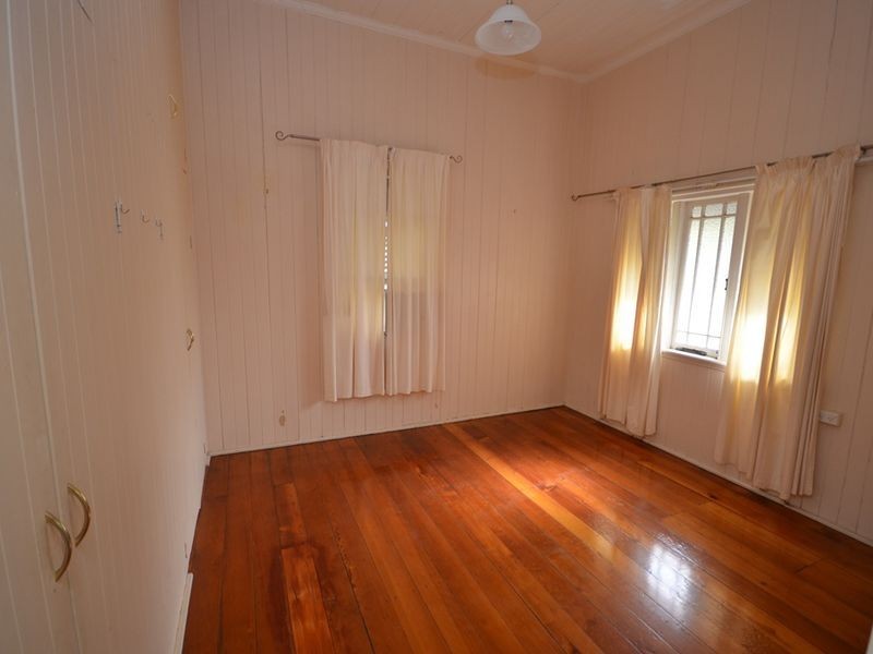30 Louis Street, Annerley QLD 4103