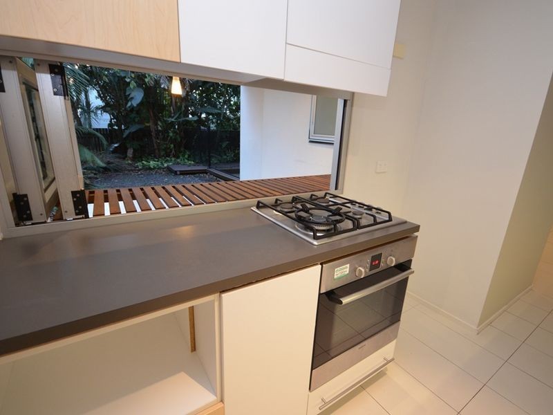 2/66 Latrobe Street, East Brisbane QLD 4169