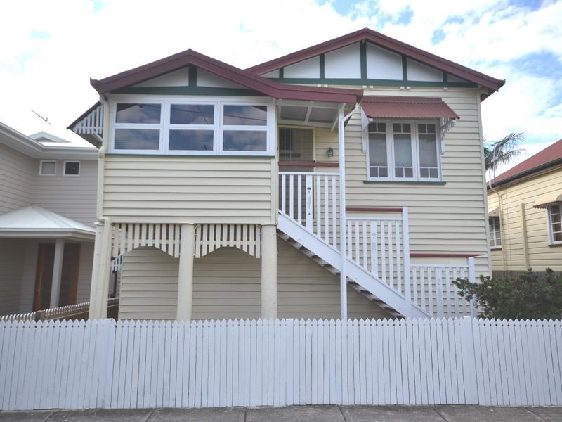 27 Neville Street, Kangaroo Point QLD 4169