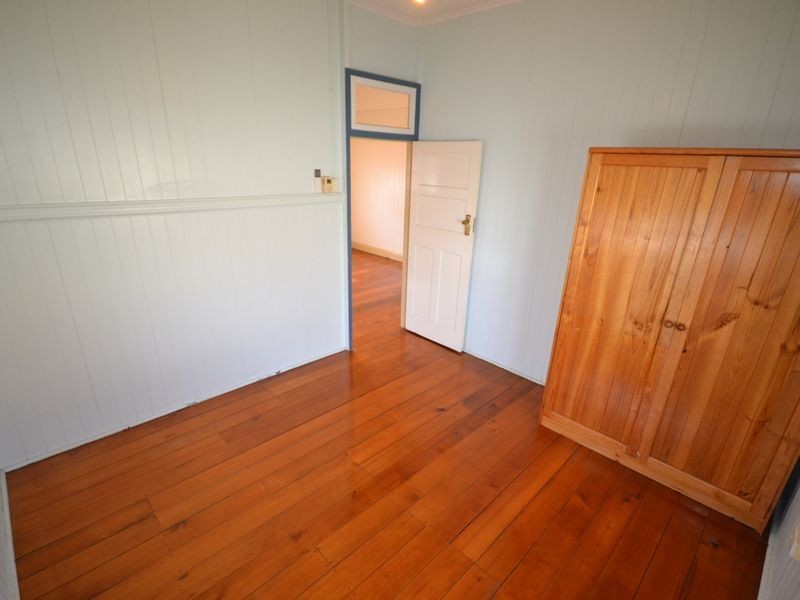 27 Neville Street, Kangaroo Point QLD 4169