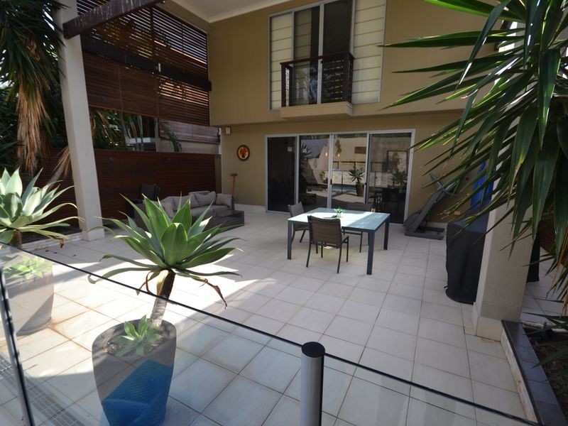 12 Biggs Street, East Brisbane QLD 4169