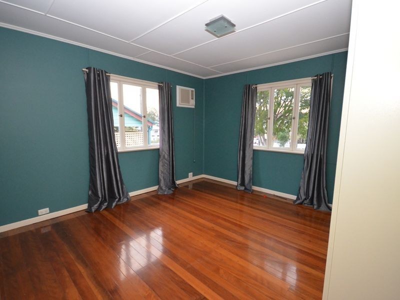 114 Bennetts Road, Norman Park QLD 4170
