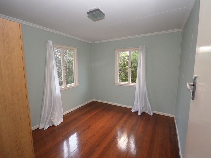 114 Bennetts Road, Norman Park QLD 4170