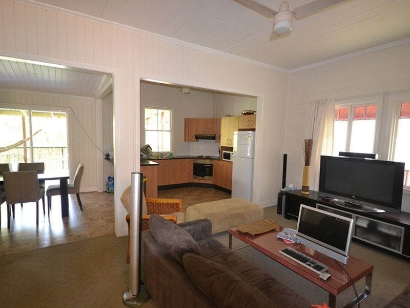 31 Geelong Street, East Brisbane QLD 4169