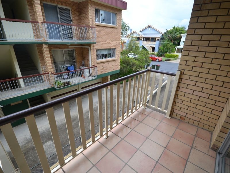 4/9 Lomond Trce, East Brisbane QLD 4169