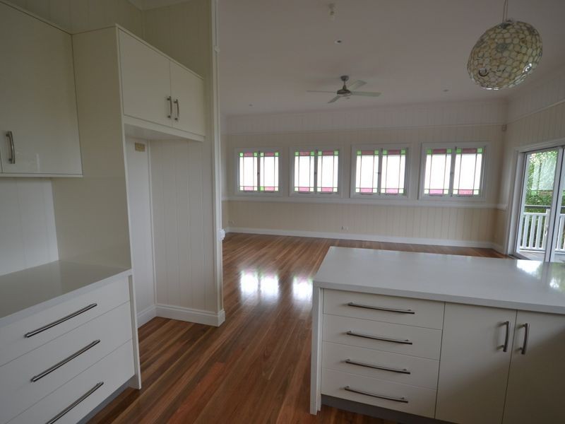 15 Ashfield Street, East Brisbane QLD 4169